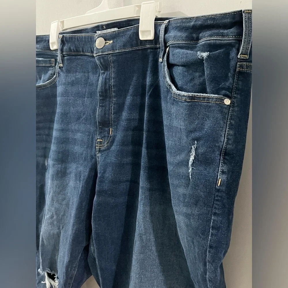 Lane Bryant Women's Distressed Jeans, size 28